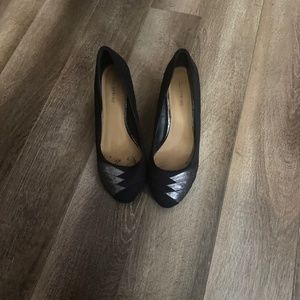 Size 9 Black Heels with accent toe